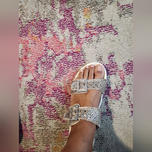 Women's SteveMadden Silver Sparkling Sandals - Picture 2 of 4